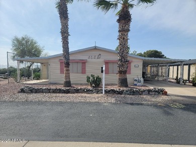 REDUCED! This home is a nice 3 bedroom home with a split on 3 Parks Fairways in Arizona - for sale on GolfHomes.com, golf home, golf lot
