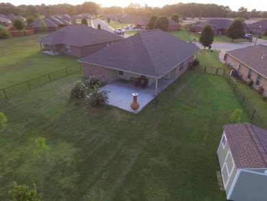 Custom finishes galore! Stylish 2 yr old 3 bed/2 bath home on Cherokee Grove Golf Club, Inc in Oklahoma - for sale on GolfHomes.com, golf home, golf lot