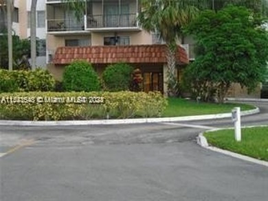 Discover this must-see condo in Inverrary at an incredible on Inverrary Country Club in Florida - for sale on GolfHomes.com, golf home, golf lot