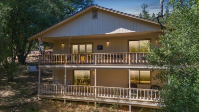 The 3rd bedroom, on the lower level, does not have a closet on Pine Mountain Lake Country Club in California - for sale on GolfHomes.com, golf home, golf lot