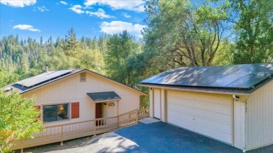 The 3rd bedroom, on the lower level, does not have a closet on Pine Mountain Lake Country Club in California - for sale on GolfHomes.com, golf home, golf lot