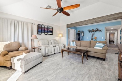 Indian Palms CC - Here is a light and bright like new and on Indian Palms Country Club and Resort in California - for sale on GolfHomes.com, golf home, golf lot