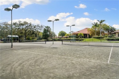 A Hole-in-One! Chic updated 2nd flr condo overlooking the golf on Meadowood Golf and Tennis Club in Florida - for sale on GolfHomes.com, golf home, golf lot