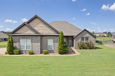 Welcome to your dream home! This stunning 4-bedroom, 2-bathroom on Chamberlyne Country Club in Arkansas - for sale on GolfHomes.com, golf home, golf lot