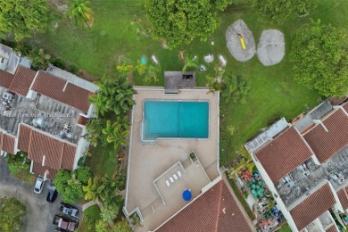 Welcome to your ideal 2 BD | 2.5 BA townhome in the heart of on  in Florida - for sale on GolfHomes.com, golf home, golf lot