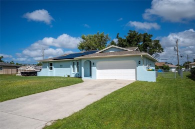 Live the relaxed Florida lifestyle you've been dreaming of in on Oyster Creek Golf Club in Florida - for sale on GolfHomes.com, golf home, golf lot