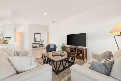 Enjoy EASY LIVING in this cute & cozy, IMPECCABLY maintained 2 on Heritage Palms Golf Club in California - for sale on GolfHomes.com, golf home, golf lot