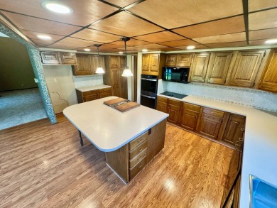 Welcome to your dream home at Stone Ridge! This spacious 4 on The Club At StoneRidge in Kansas - for sale on GolfHomes.com, golf home, golf lot