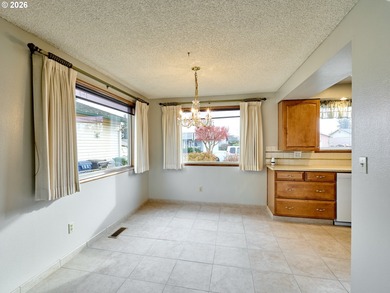 Located in the desirable Woodburn Senior Estates, this on Senior Estates Golf and Country Club in Oregon - for sale on GolfHomes.com, golf home, golf lot