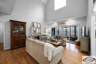 Beautiful 4-bedroom, 3.5-bath country home on 2.6 acres with on Paris Golf and Country Club in Tennessee - for sale on GolfHomes.com, golf home, golf lot