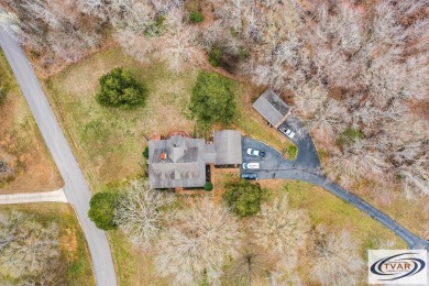 Beautiful 4-bedroom, 3.5-bath country home on 2.6 acres with on Paris Golf and Country Club in Tennessee - for sale on GolfHomes.com, golf home, golf lot