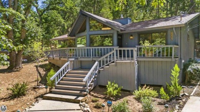 This amazing home offers 3 bedrooms and 2 bathrooms with 1536 on Pine Mountain Lake Country Club in California - for sale on GolfHomes.com, golf home, golf lot