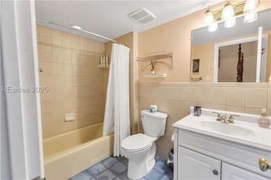 Airy and Bright with High Ceilings- 2 Bed/2 Bath 2nd-floor on Palmetto Dunes Golf Course and Resort in South Carolina - for sale on GolfHomes.com, golf home, golf lot