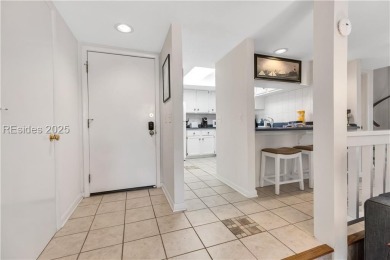 Airy and Bright with High Ceilings- 2 Bed/2 Bath 2nd-floor on Palmetto Dunes Golf Course and Resort in South Carolina - for sale on GolfHomes.com, golf home, golf lot