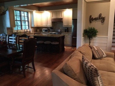 Exquisite Mountain Retreat in Old Edwards Club at Highlands Cove on Old Edwards Club in North Carolina - for sale on GolfHomes.com, golf home, golf lot