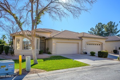 NEW ROOF - PAID FOR! Experience the perfect blend of comfort & on Oakwood Golf Club  in Arizona - for sale on GolfHomes.com, golf home, golf lot