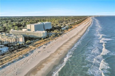 Airy and Bright with High Ceilings- 2 Bed/2 Bath 2nd-floor on Palmetto Dunes Golf Course and Resort in South Carolina - for sale on GolfHomes.com, golf home, golf lot