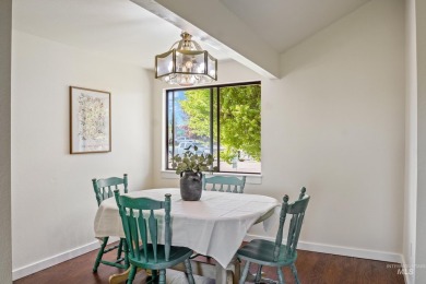 Charming tri-level home in a highly desired subdivision on on Indian Lakes Golf Course in Idaho - for sale on GolfHomes.com, golf home, golf lot