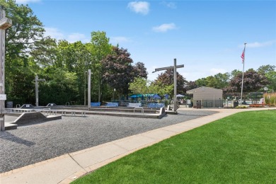 Move-in ready 3-bedroom, 1.5-bath condo nestled in the highly on Blue Ridge Golf Club in New York - for sale on GolfHomes.com, golf home, golf lot