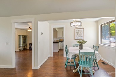 Charming tri-level home in a highly desired subdivision on on Indian Lakes Golf Course in Idaho - for sale on GolfHomes.com, golf home, golf lot