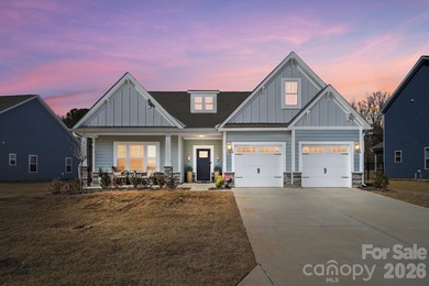 Better than new! This stunning one-year-old, 3 bedroom, 2.5 bath on Stonebridge Golf Club in North Carolina - for sale on GolfHomes.com, golf home, golf lot