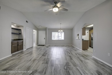 DON'T MISS THIS  FABULOUS MOVE IN READY VILLA, with upgraded on Heather Golf and Country Club in Florida - for sale on GolfHomes.com, golf home, golf lot