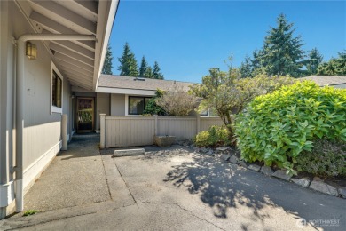 Embrace easy living in this beautifully refreshed 2BD 1.75BA on Highlands Golf Club in Washington - for sale on GolfHomes.com, golf home, golf lot