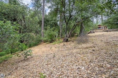 Great lot available in Pine Mountain Lake! Build your dream home on Pine Mountain Lake Country Club in California - for sale on GolfHomes.com, golf home, golf lot