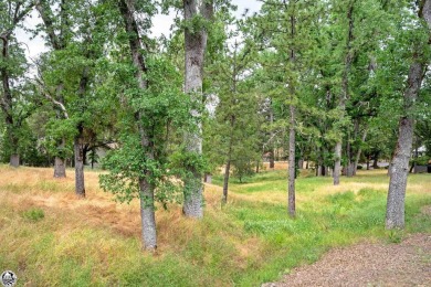 SPECIAL PRICE- MAKE OFFER BY 7/12! Great lot available in Pine on Pine Mountain Lake Country Club in California - for sale on GolfHomes.com, golf home, golf lot