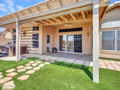 Beautiful 3 bed, 2 bath home in the desirable Coyote Lakes Golf on Coyote Lakes Golf Club in Arizona - for sale on GolfHomes.com, golf home, golf lot