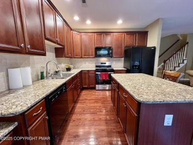 Welcome to this stunning condominium in the desirable Country on Country Club of the Poconos Golf Course in Pennsylvania - for sale on GolfHomes.com, golf home, golf lot