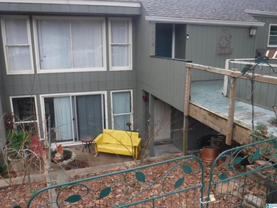 Prime location in Hoover's Country Club Highlands overlooking on Hoover Country Club in Alabama - for sale on GolfHomes.com, golf home, golf lot