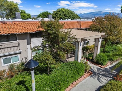 Stunning Move-In-Ready 2-Bed/2-Bath Condo in Laguna Woods on Leisure Village Par 3 Golf Course in California - for sale on GolfHomes.com, golf home, golf lot