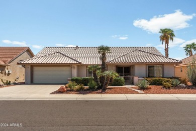 Welcome to this beautiful and exceptional updated and on Trail Ridge Golf Course in Arizona - for sale on GolfHomes.com, golf home, golf lot