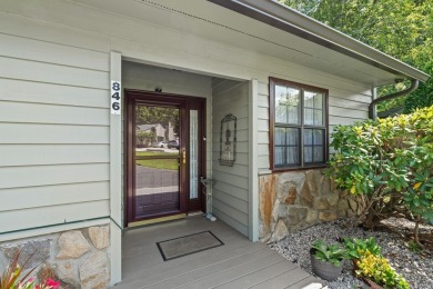 Sought after FURNISHED 2 BR, 2 bath townhome in the gated Mill on Mill Creek Country Club in North Carolina - for sale on GolfHomes.com, golf home, golf lot