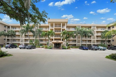Beautiful 3 BR and 2 BA condo fully furnished. Ready to move, is on Palm-Aire Country Club and Resort - The Oaks in Florida - for sale on GolfHomes.com, golf home, golf lot
