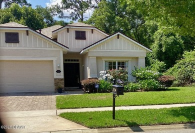 WELL MAINTAINED! MOVE IN READY and BELOW MARKET! Energy Saving on Victoria Hills Golf Club in Florida - for sale on GolfHomes.com, golf home, golf lot