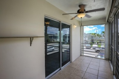 You will love this move in ready, 2 bedroom 2 bath beautifully on Kings Point Golf -Flanders Way in Florida - for sale on GolfHomes.com, golf home, golf lot