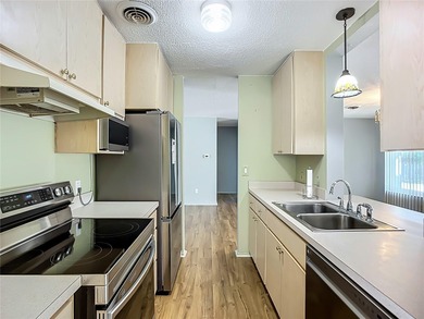 This well-maintained Florida home in desirable South Venice sits on Jacaranda West Country Club in Florida - for sale on GolfHomes.com, golf home, golf lot