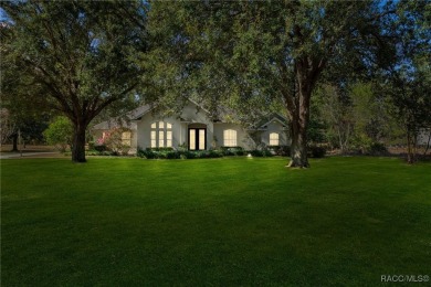 New Roof Soon on this 3-Bedroom, 2 Bath Home located in the on Sugarmill Woods Golf and Country Club in Florida - for sale on GolfHomes.com, golf home, golf lot