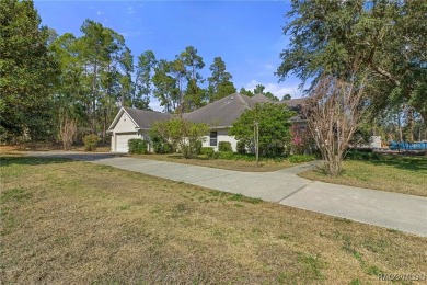 New Roof Soon on this 3-Bedroom, 2 Bath Home located in the on Sugarmill Woods Golf and Country Club in Florida - for sale on GolfHomes.com, golf home, golf lot