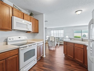 NEW ROOF 2025~HVAC 2019~BOND PAID~TURNKEY~OUTSTANDING LOCATION on The Links of Spruce Creek in Florida - for sale on GolfHomes.com, golf home, golf lot