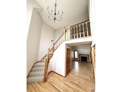4 bedroom, 3 bathroom home that backs up to the golf course on Berkshire Golf Club in Kansas - for sale on GolfHomes.com, golf home, golf lot