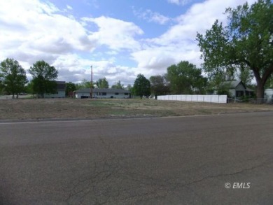 21,000' for residential development. Plenty of room for a single on Miles City Town & Country Club in Montana - for sale on GolfHomes.com, golf home, golf lot
