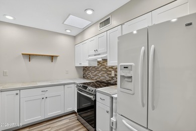 Beautifully updated 3-bedroom, 2-bath home in the heart of Sun on PalmBrook Country Club in Arizona - for sale on GolfHomes.com, golf home, golf lot