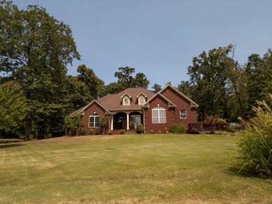 ''3.25% assumable loan rate available for qualified buyer!  Live on Lions Den Golf Club in Arkansas - for sale on GolfHomes.com, golf home, golf lot