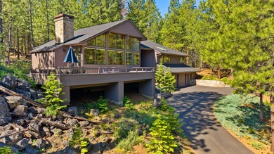 Welcome to GM 419 where beauty and tranquility await. In 2022 on Black Butte Ranch Golf Club Glaze Meadow in Oregon - for sale on GolfHomes.com, golf home, golf lot