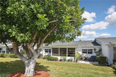 ***SELLER WILL REPAINT CORAL ACCENT WALL AT BUYER'S REQUEST*** on Myerlee Country Club in Florida - for sale on GolfHomes.com, golf home, golf lot