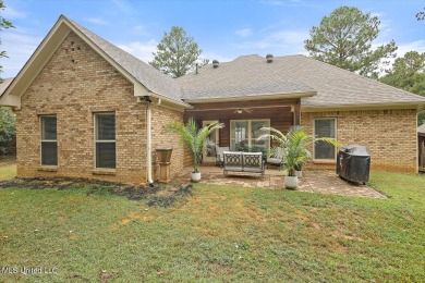 Come see this beautiful and spacious home nestled inside the on Lake Caroline Golf Club in Mississippi - for sale on GolfHomes.com, golf home, golf lot