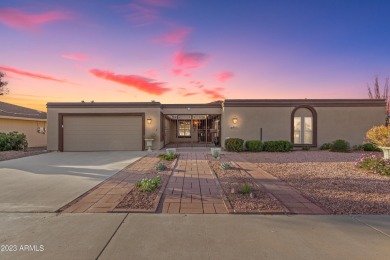 4 Car Garage!!!  Don't miss this expanded Castile on a corner on PalmBrook Country Club in Arizona - for sale on GolfHomes.com, golf home, golf lot